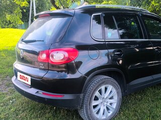 2008 Volkswagen Tiguan I, чёрный, 900000 рублей, вид 4