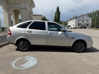 2015 Lada (ВАЗ) Priora I Рестайлинг, серебристый, 470000 рублей, вид 3