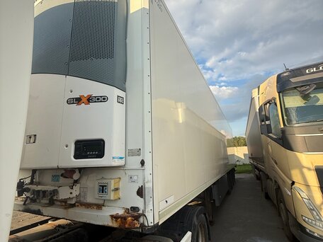 2011 Schmitz Cargobull SKO, белый, 3000000 рублей, вид 1