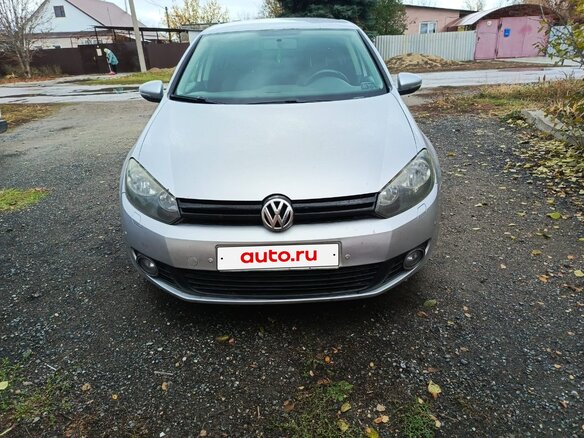 2009 Volkswagen Golf VI, серебристый, 800000 рублей