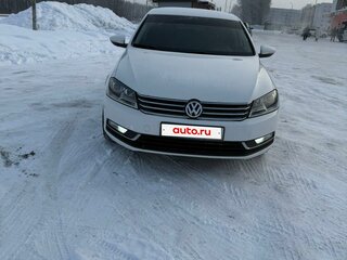 2011 Volkswagen Passat B7, белый, 1300000 рублей, вид 2