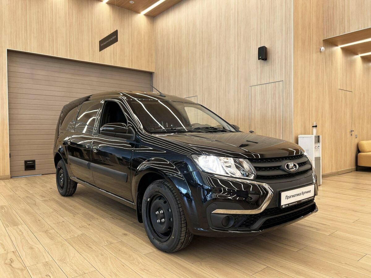 Открыть фотографии: Lada (ВАЗ) Largus I Рестайлинг
