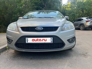 2008 Ford Focus II Рестайлинг, серебристый, 400000 рублей, вид 2