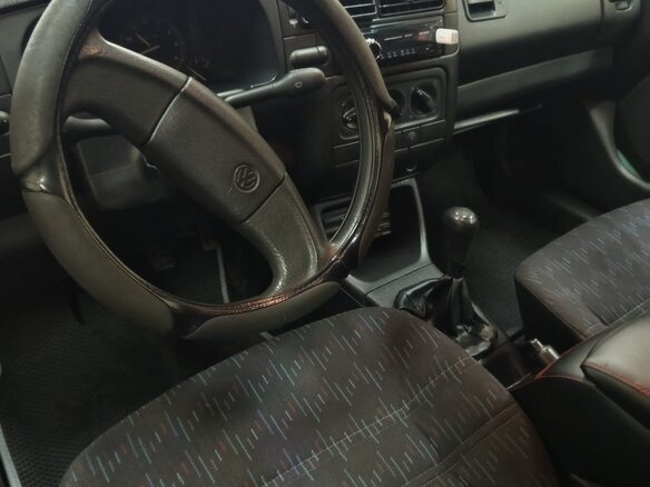1992 Volkswagen Golf III, красный, 430000 рублей - вид 3