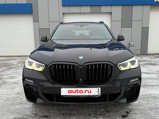 2020 BMW X5 40i IV (G05/G18), чёрный, 6700000 рублей, вид 2