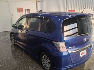 2014 Honda Freed I Рестайлинг 2, синий, 1400000 рублей, вид 4