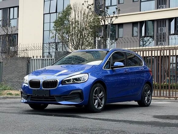 2018 BMW 2 серии Active Tourer 218i F45 Рестайлинг, синий, 1405000 рублей