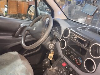 2015 Peugeot Partner II Рестайлинг, белый, 980000 рублей, вид 5