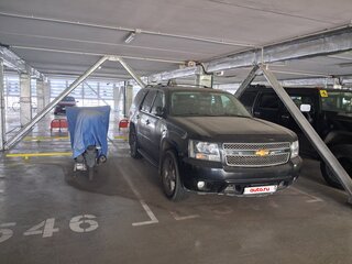 2011 Chevrolet Tahoe 6AT III, чёрный, 2250000 рублей, вид 1