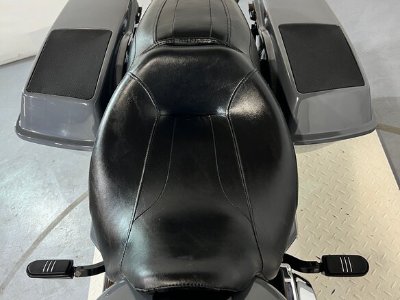 2012 Harley-Davidson Road Glide, серебристый, 760000 рублей - вид 7