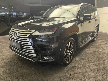 Lexus LX IV