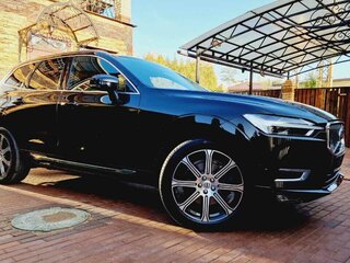 2020 Volvo XC60 II, чёрный, 4400000 рублей, вид 5