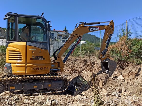 2023 XCMG XE35, золотистый, 4000000 рублей - вид 2