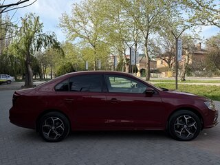 2017 Volkswagen Jetta VI Рестайлинг, пурпурный, 1350000 рублей, вид 4