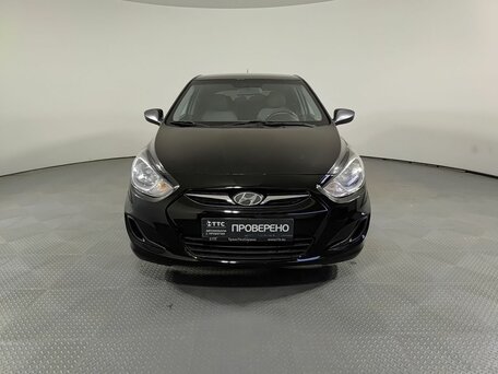 2013 Hyundai Solaris I, чёрный, 580000 рублей, вид 2
