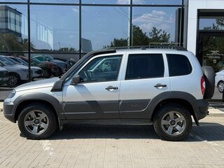 2019 Chevrolet Niva I Рестайлинг, серебристый, 713000 рублей, вид 2