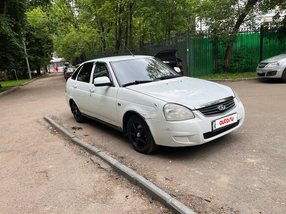2012 Lada (ВАЗ) Priora I, белый, 250000 рублей - вид 9