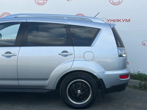 2010 Mitsubishi Outlander II Рестайлинг, серебристый, 909000 рублей - вид 12