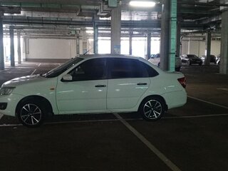 2016 Lada (ВАЗ) Granta I, белый, 430000 рублей, вид 2