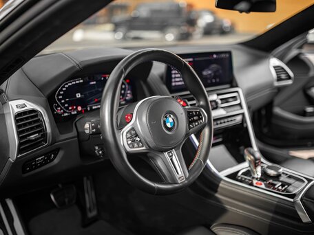 2022 BMW M8 Gran Coupe Competition I (F91/F92/F93) Рестайлинг, чёрный, 9700000 рублей, вид 4