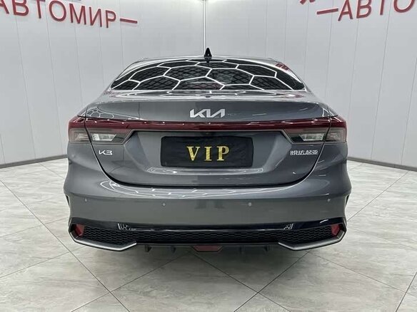 2023 Kia K3 II (China Market) Рестайлинг, серый - вид 3