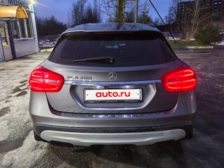 2015 Mercedes-Benz GLA 200 I (X156), серый, 1550000 рублей, вид 3