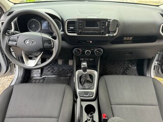 2022 Hyundai Venue I, серый, 2000000 рублей, вид 4