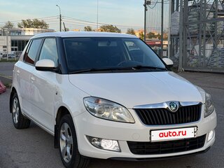 2012 Skoda Fabia II Рестайлинг, белый, 630000 рублей, вид 3