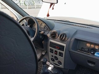2006 Renault Logan I, зелёный, 500000 рублей, вид 5