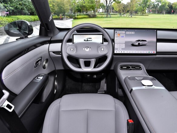 2026 Changan Qiyuan A06 28.39 kWh, чёрный, 2690000 рублей - вид 10