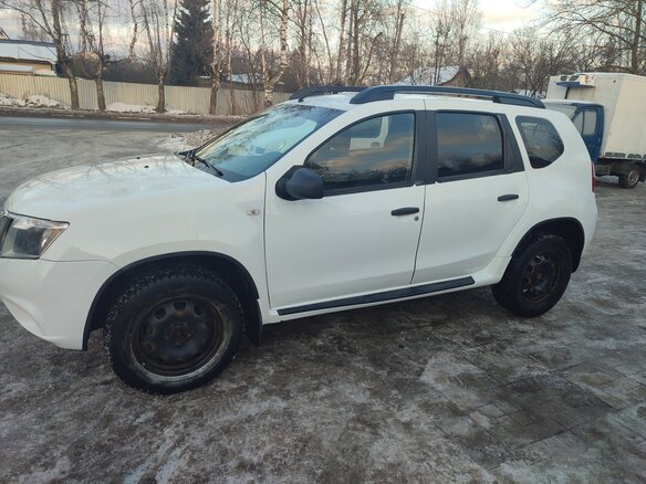 2015 Nissan Terrano III (D10), белый, 750000 рублей - вид 3