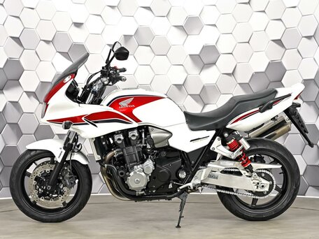 2011 Honda CB 1300, белый, 777000 рублей, вид 4