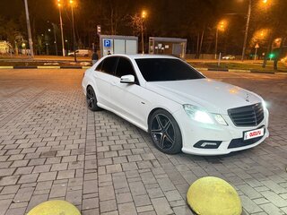 2010 Mercedes-Benz E-Класс 200 5G-Tronic IV (W212, S212, C207), белый, 1400000 рублей, вид 2