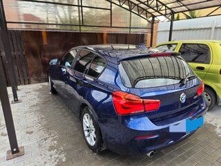 2018 BMW 1 серии 118i II (F20/F21) Рестайлинг 2, синий, 2000000 рублей, вид 4