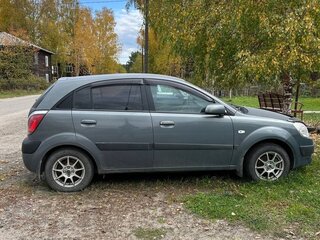 2006 Kia Rio II, серый, 410000 рублей, вид 2