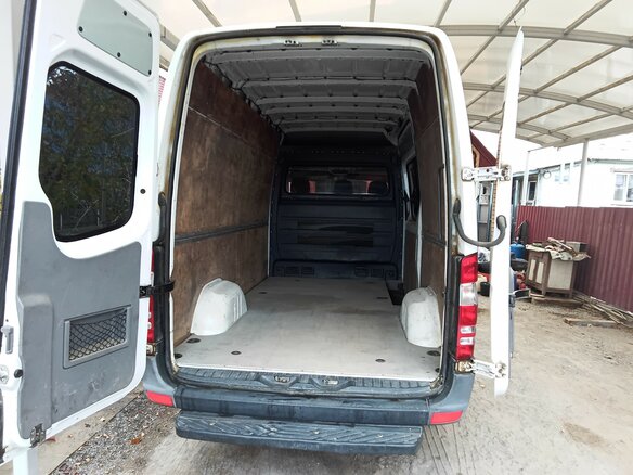 2008 Mercedes-Benz Sprinter, белый, 2100000 рублей - вид 4