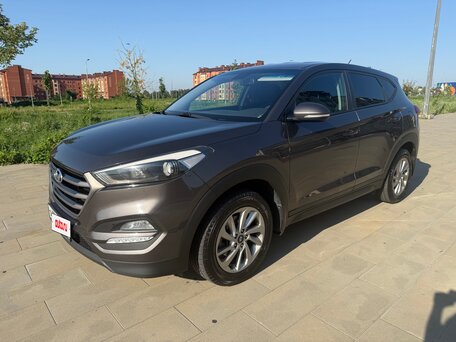 2016 Hyundai Tucson III, коричневый, вид 1