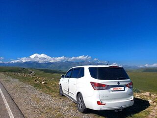 2014 SsangYong Stavic, белый, 1370000 рублей, вид 4