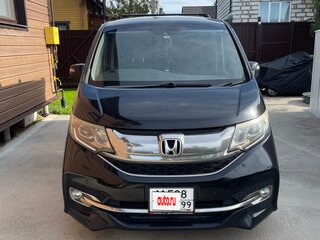 2016 Honda Stepwgn Spada V, чёрный, 1850000 рублей, вид 3