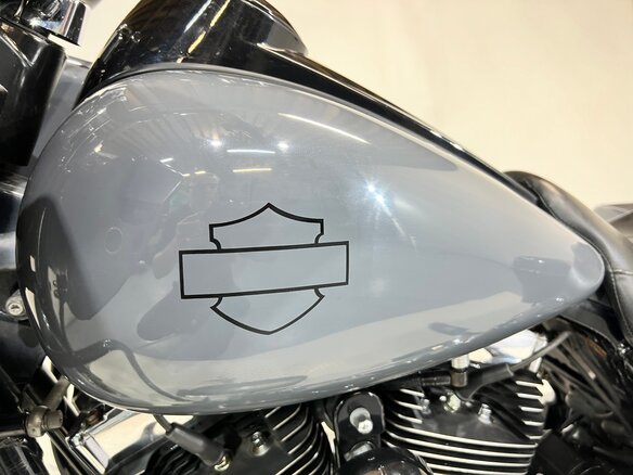 2012 Harley-Davidson Road Glide, серебристый, 760000 рублей - вид 29