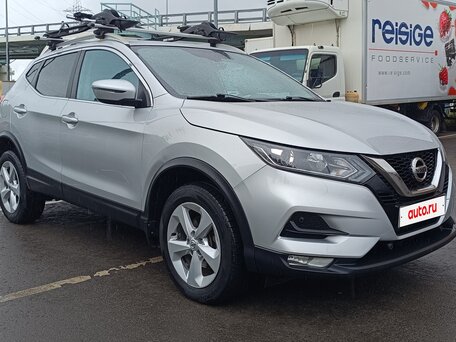2019 Nissan Qashqai II Рестайлинг, серебристый, 1500000 рублей, вид 3