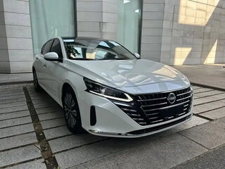 2022 Nissan Altima VI (L34) Рестайлинг, белый, 2150000 рублей, вид 3