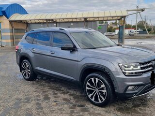 2019 Volkswagen Teramont I, серый, 3150000 рублей, вид 4