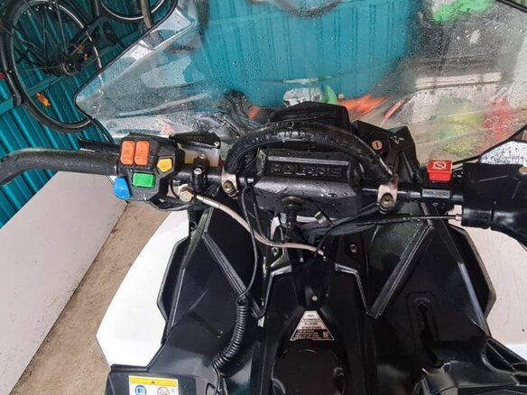 2017 Polaris 800 Titan, чёрный, 1400000 рублей - вид 4