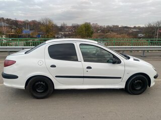 2007 Peugeot 206, белый, 245000 рублей, вид 4