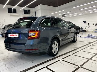 2018 Skoda Octavia III (A7) Рестайлинг, серый, 1500000 рублей, вид 5