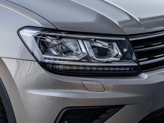 2020 Volkswagen Tiguan II, бежевый, 2749400 рублей, вид 5
