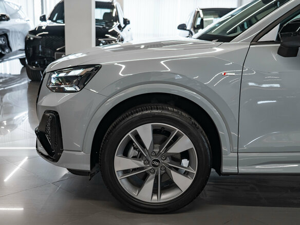 2025 Audi Q2 L 35 TFSI I Рестайлинг, серый, 3700000 рублей - вид 24