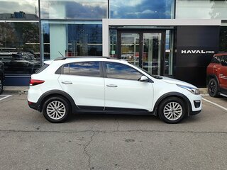 2018 Kia Rio X-Line IV, белый, 1149000 рублей, вид 4