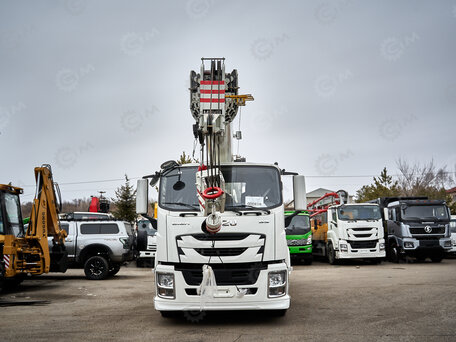 2025 Isuzu Автокран, белый, 11861363 рублей, вид 2